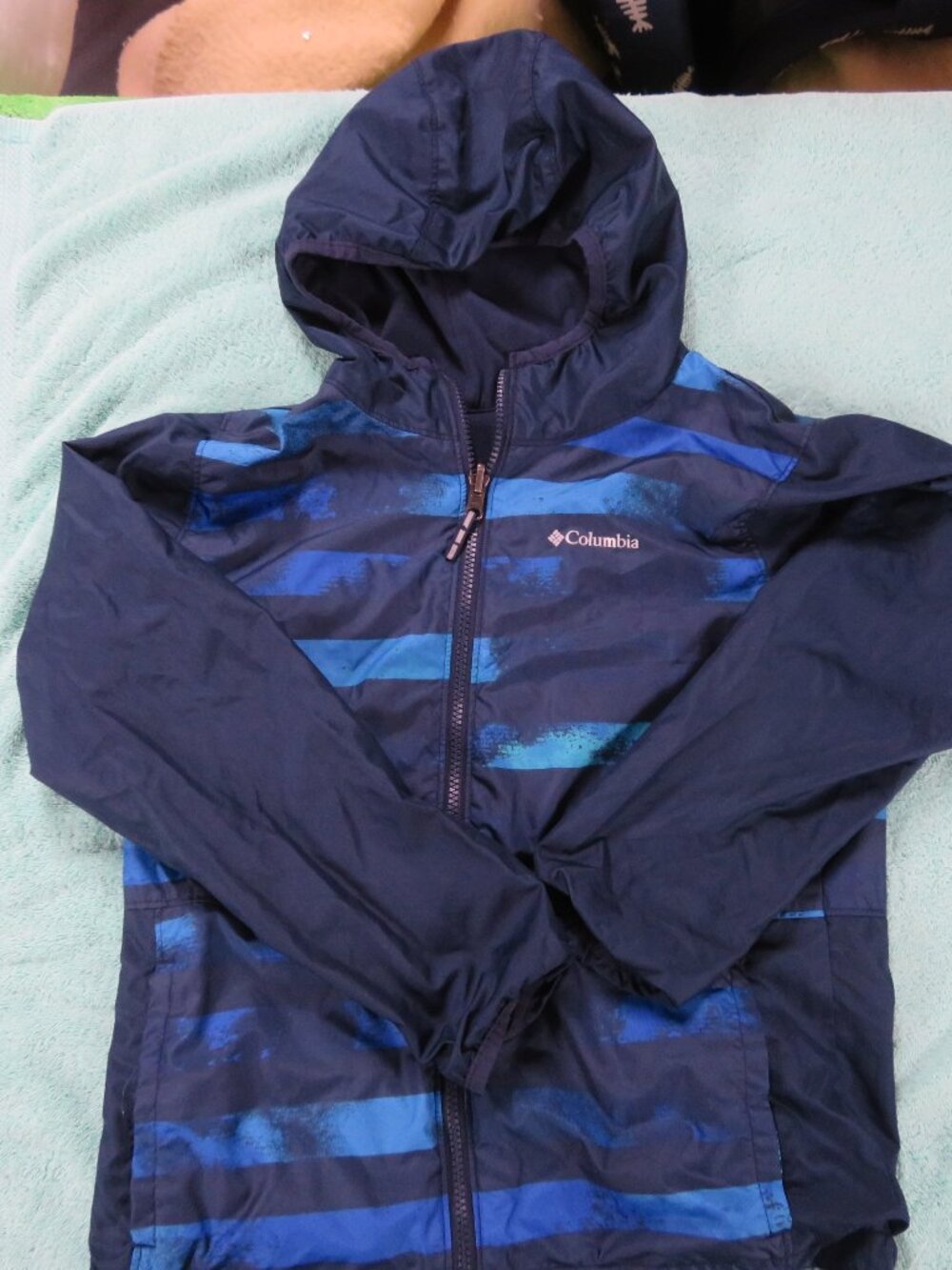 Columbia Reversible Hooded Jacket Sz M (10/12)